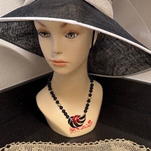 Givenchy  80’ -s vintage necklace